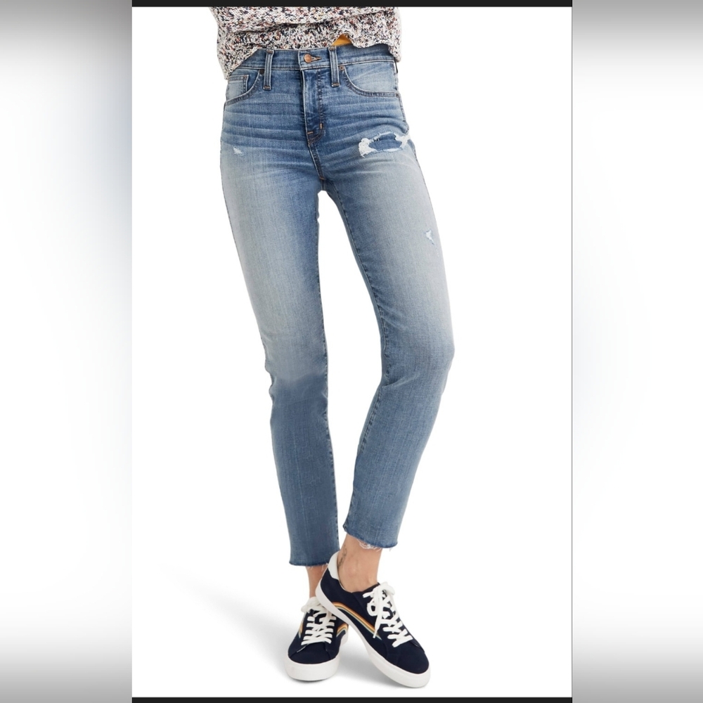 Madewell Light Blue Distressed Ankle Jeans